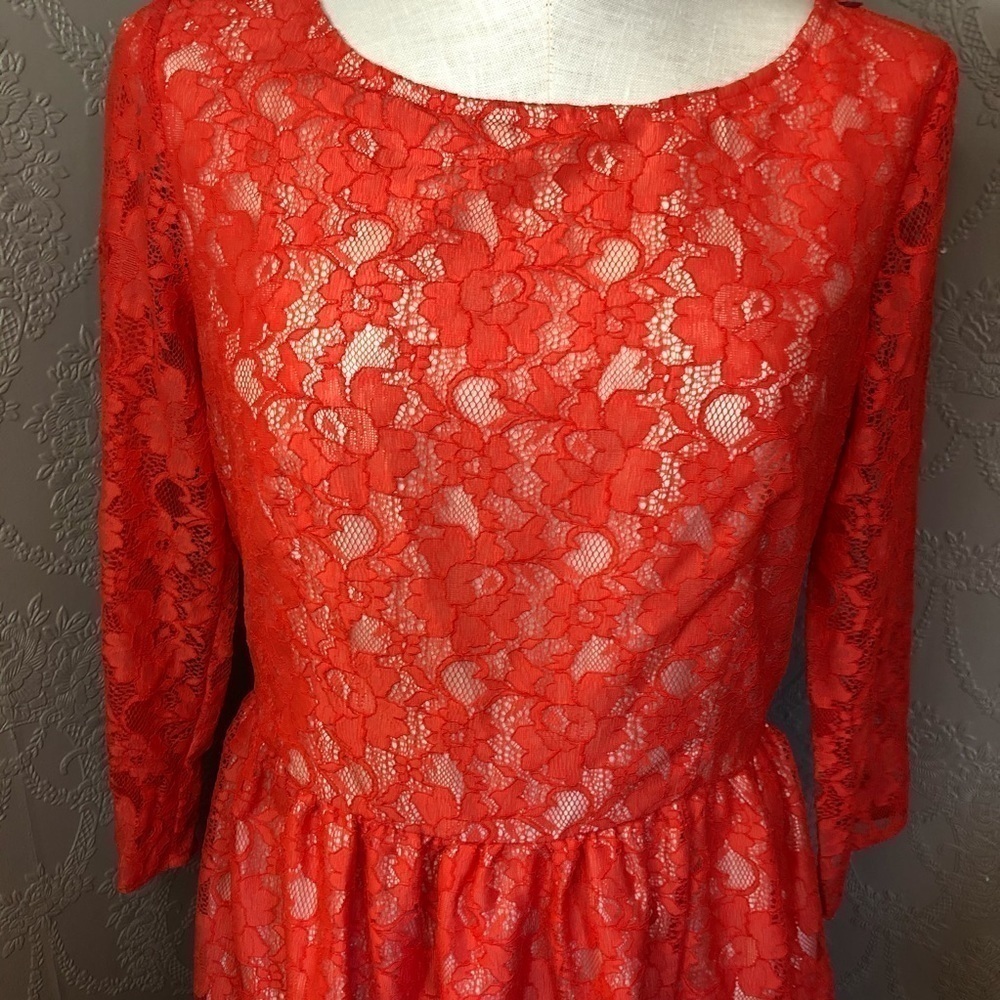 French Connection Satin Lined Lace Coral Dress 10 New NWT - Picture 2 of 7